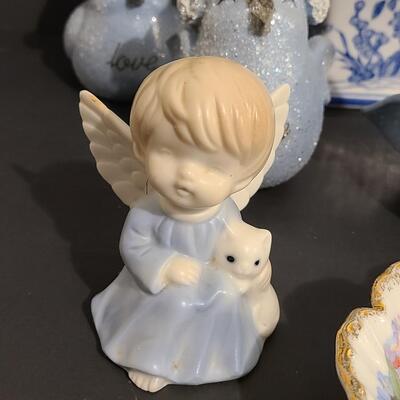 Lot 357: Blue and White Home Decor: Winter Birds, Angels, and More