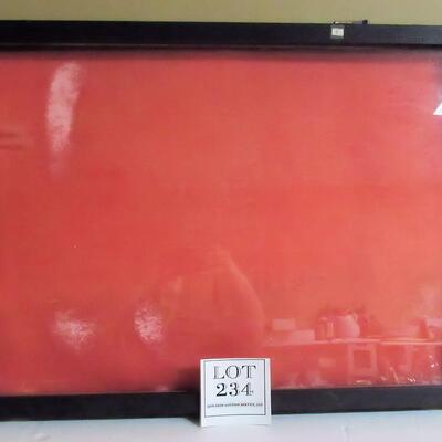 Large Table Top Glass Display Case Read Description