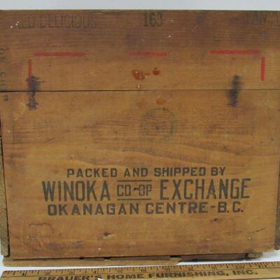 Old Apple Crate, Winoka Exhange Okanagan Center, B.C.