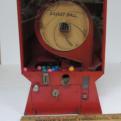 Working Early 1950s 1 Cent Basketball Gumball Vending Machine with Both Keys