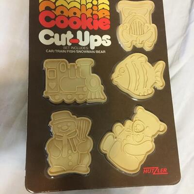 Vintage Cookie cutter. New