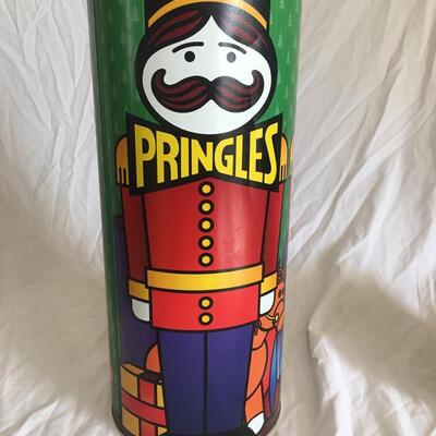 Vintage Pringles Christmas Nutcracker Soldier Tin Container 16 In Advertising