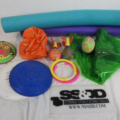 12 pc Pool Toys, Frisbee's, Inflatable Tube, Giant Pool Noodles, Water Frisbee