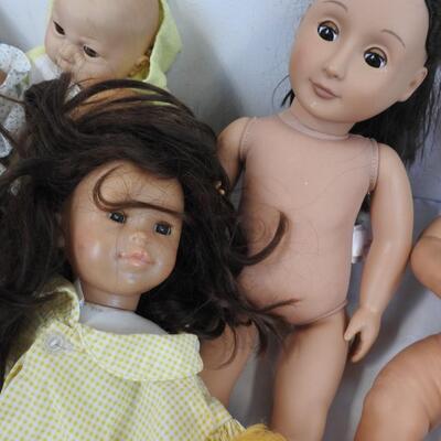 12 Baby Dolls, and Doll Clothes