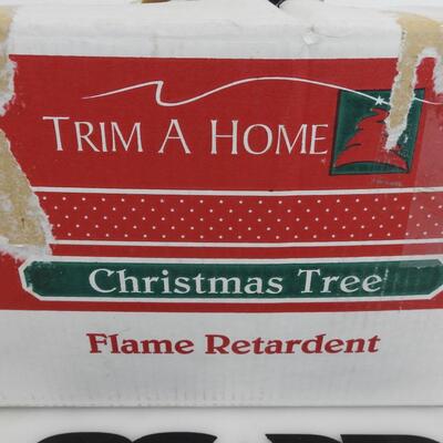 6 ft Traditional Pine Christmas Tree, Used, In Box