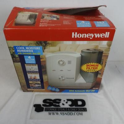 Honey Well Cool Moisture Humidifier, Turns On, Used, In Box