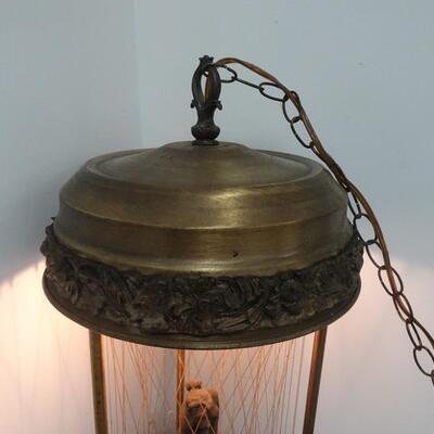 LOT 92. VINTAGE HANGING OIL LAMP