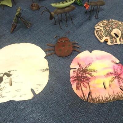 LOT 95. HOME DECOR AND DECORATIVE BUGS