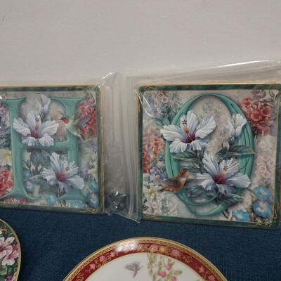 LOT 96. HOME DECOR AND DECORATIVE PLATES