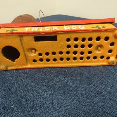 LOT 99.  VINTAGE DIE CAST METAL TRICK DOG  BANK