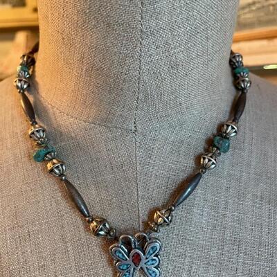 ST BEADED BUTTERFLY NECKLACE