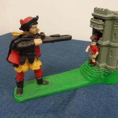 LOT 105.  VINTAGE DIE CAST WILLIAM TELL METAL BANK