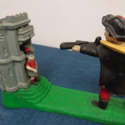 LOT 105.  VINTAGE DIE CAST WILLIAM TELL METAL BANK