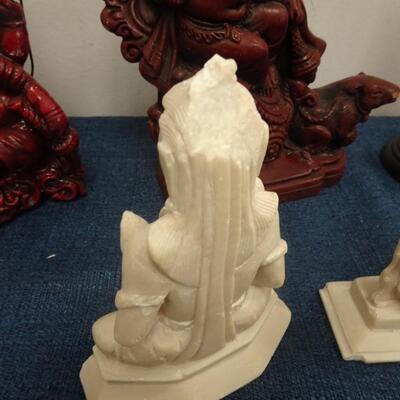 LOT 106. COLLECTION OF HOME DECOR