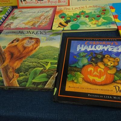 LOT 108.  COLLECTION OF KIDS BOOKS
