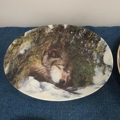 LOT 116. VARIETY OF DECORATIVE PLATES