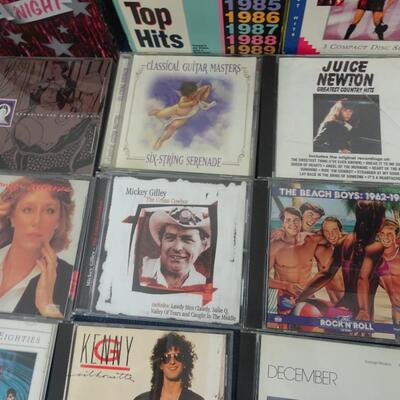 LOT 124. COLLECTION OF A VARIETY OF AUDIO CD'S