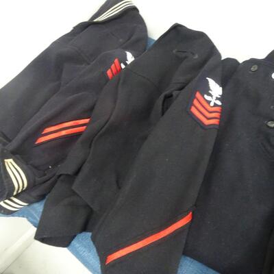 LOT 126. WOOL US NAVY UNIFORMS WITH 13 BUTTON PANTS