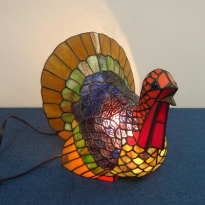 LOT 127. STAINED GLASS TURKEY LAMP