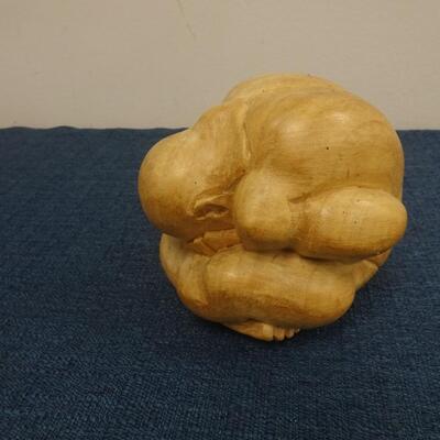 LOT 128. LIDDED WOOD BOWL WITH WOOD CARVING FIGURINE