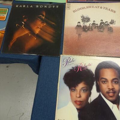 LOT 134. VARIETY OF ALBUMS (20 ALBUMS ALBUMS COVERS FROM POOR TO GOOD CONDITION)
