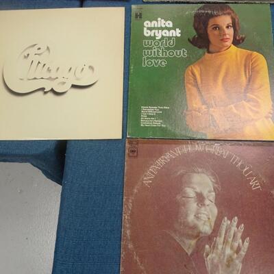 LOT 137 (20 ALBUMS ALBUMS COVERS FROM POOR TO GOOD CONDITION)