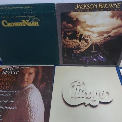 LOT 138 (20 ALBUMS ALBUMS COVERS FROM POOR TO GOOD CONDITION)