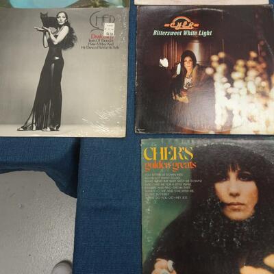 LOT 138 (20 ALBUMS ALBUMS COVERS FROM POOR TO GOOD CONDITION)