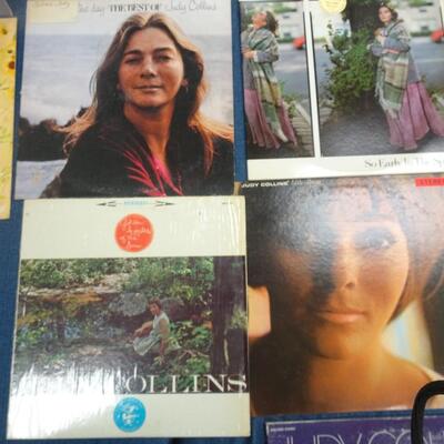 LOT 139  (20 ALBUMS ALBUMS COVERS FROM POOR TO GOOD CONDITION)