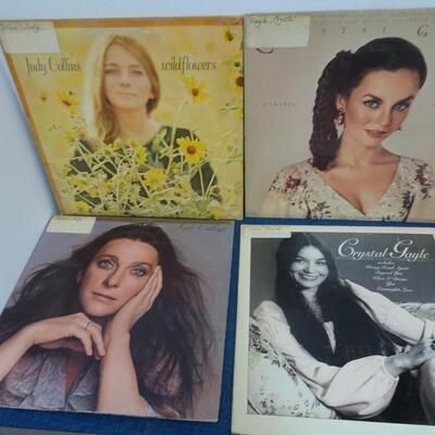 LOT 141. (20 ALBUMS ALBUMS COVERS FROM POOR TO GOOD CONDITION)