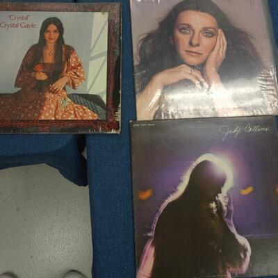 LOT 142. (20 ALBUMS ALBUMS COVERS FROM POOR TO GOOD CONDITION)