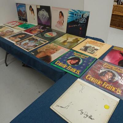LOT 152. (20 ALBUMS ALBUMS COVERS FROM POOR TO GOOD CONDITION)
