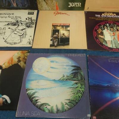 LOT 154. (20 ALBUMS ALBUMS COVERS FROM POOR TO GOOD CONDITION)
