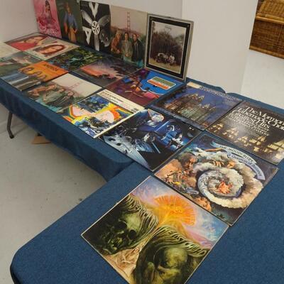 LOT 156.  (20 ALBUMS ALBUMS COVERS FROM POOR TO GOOD CONDITION)