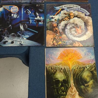LOT 156.  (20 ALBUMS ALBUMS COVERS FROM POOR TO GOOD CONDITION)