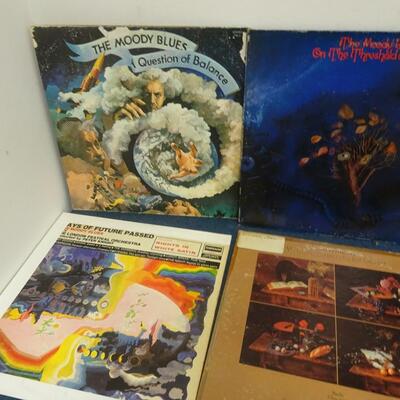 LOT 157. (20 ALBUMS ALBUMS COVERS FROM POOR TO GOOD CONDITION)