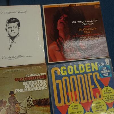 LOT 161. (20 ALBUMS ALBUMS COVERS FROM POOR TO GOOD CONDITION)
