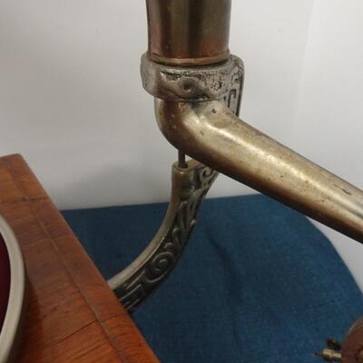 LOT 171  VINTAGE HIS MASTER'S VOICE GRAMOPHONE