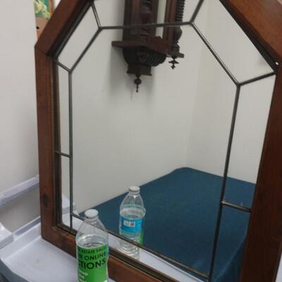 LOT 174. VINTAGE LEADED MIRROR WITH WOOD FRAME