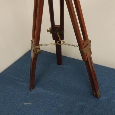LOT 175. TABLE TOP BRASS MOUNTED TELESCOPE