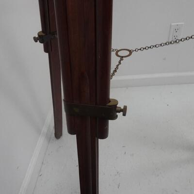 LOT 176. FLOOR TOP BRASS MOUNTED TELESCOPE