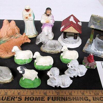 Mixed Lot of Nativity Items, Older and Newer