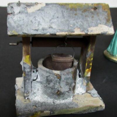 Mixed Lot of Nativity Items, Older and Newer