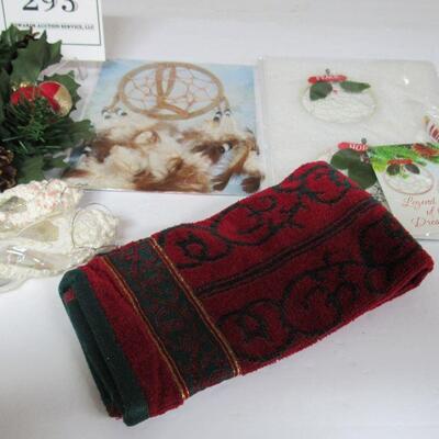 Misc Lot of Christmas Stuff