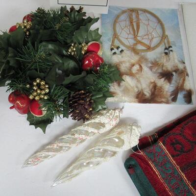 Misc Lot of Christmas Stuff
