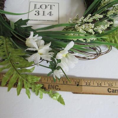 Pretty Wreath With Original Tag Attached