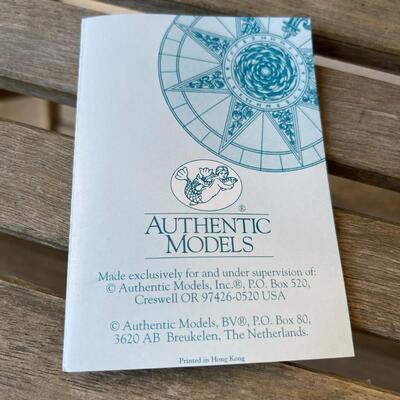 AA  WINDJAMMER GLASS DECK PRISM REPLICA BY AUTHENTIC MODELS