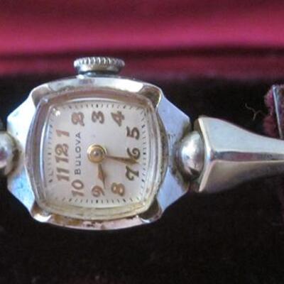 MS Vintage Ladies Bulova Wrist Watch Wind Up 10k Gold Filled Original Box