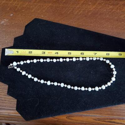 Freshwater pearl necklace