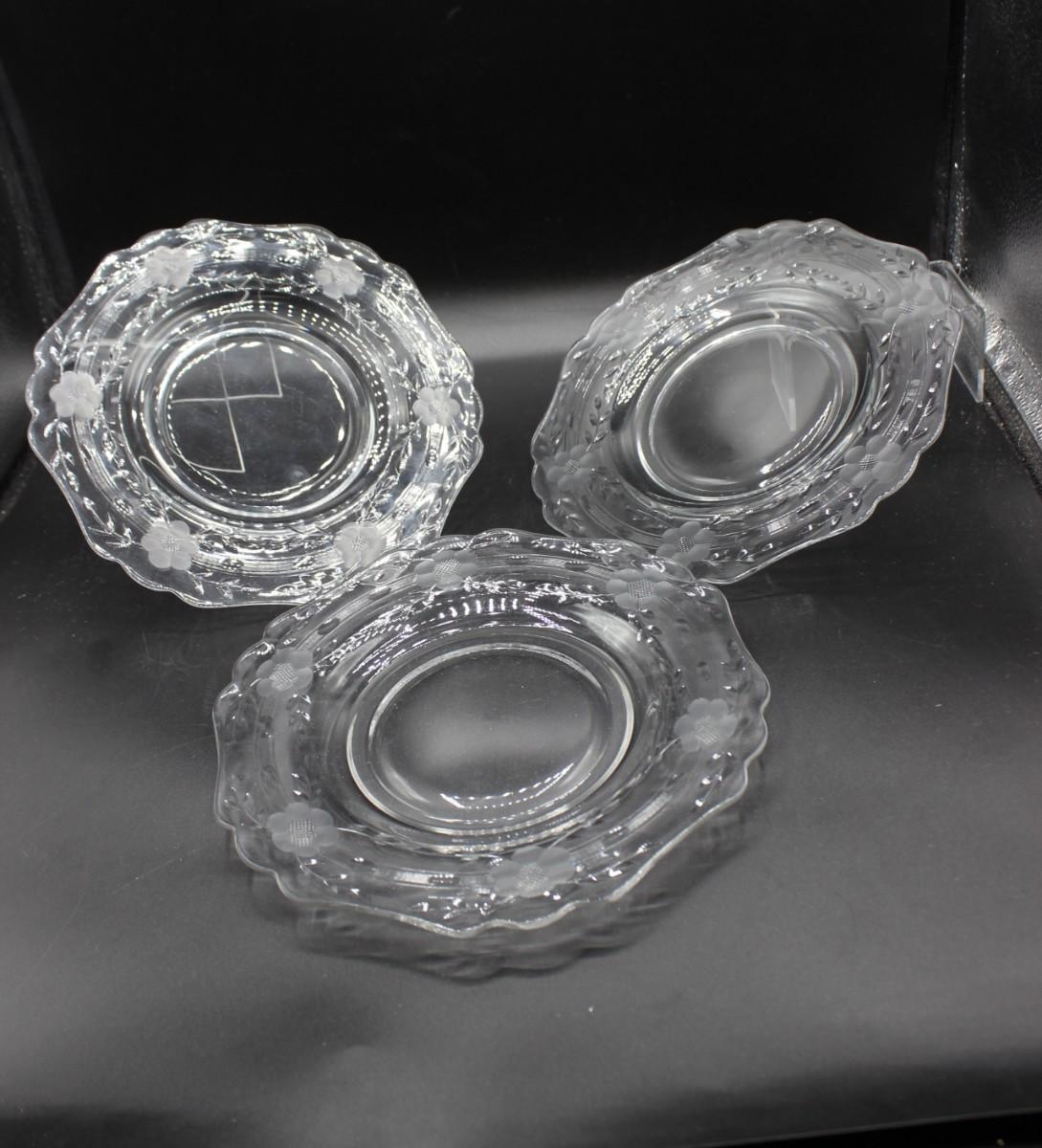 Vintage Clear Glass Flower Etched Pattern Serving Plates